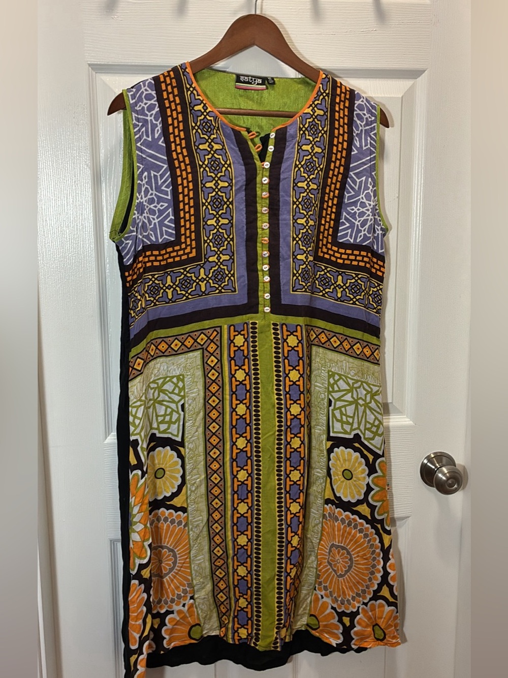 Ethnic Print Sleeveless Tunic Top - Green/Orange/Purple